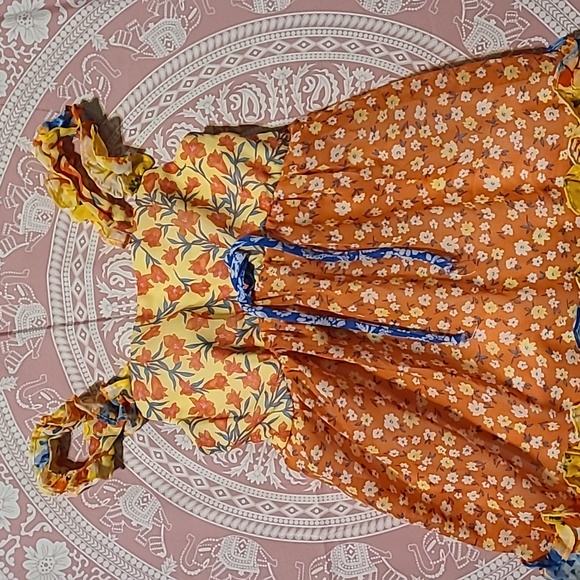 2/$20 ADORABLE girls dress - Picture 3 of 7